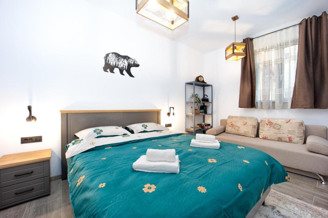 The Bear'S Den In Old City Centre Braşov Eksteriør bilde